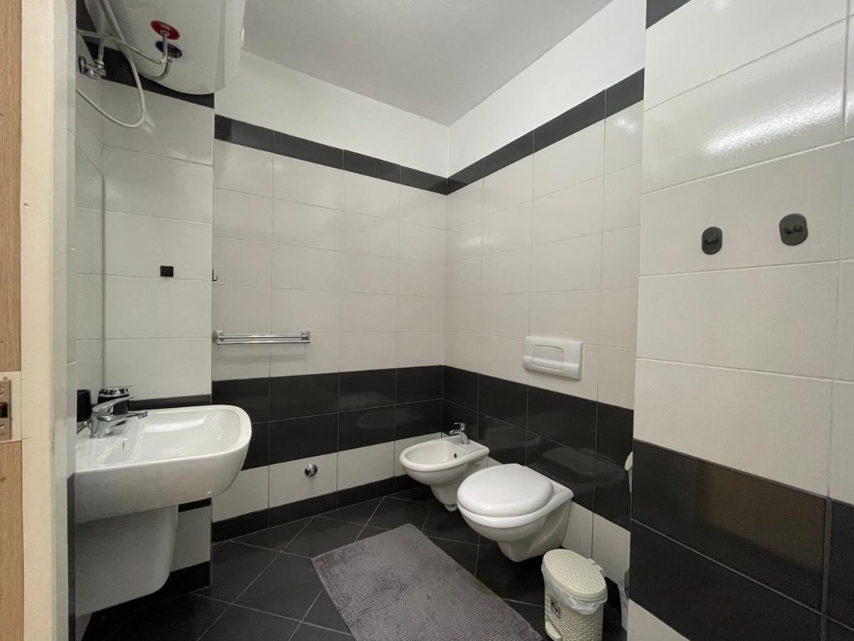 Tirana New Bazaar-Apartment 2 Экстерьер фото