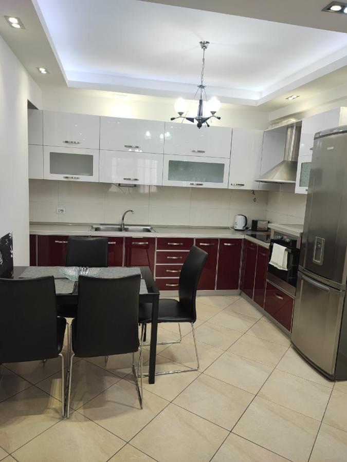 Tirana New Bazaar-Apartment 2 Экстерьер фото
