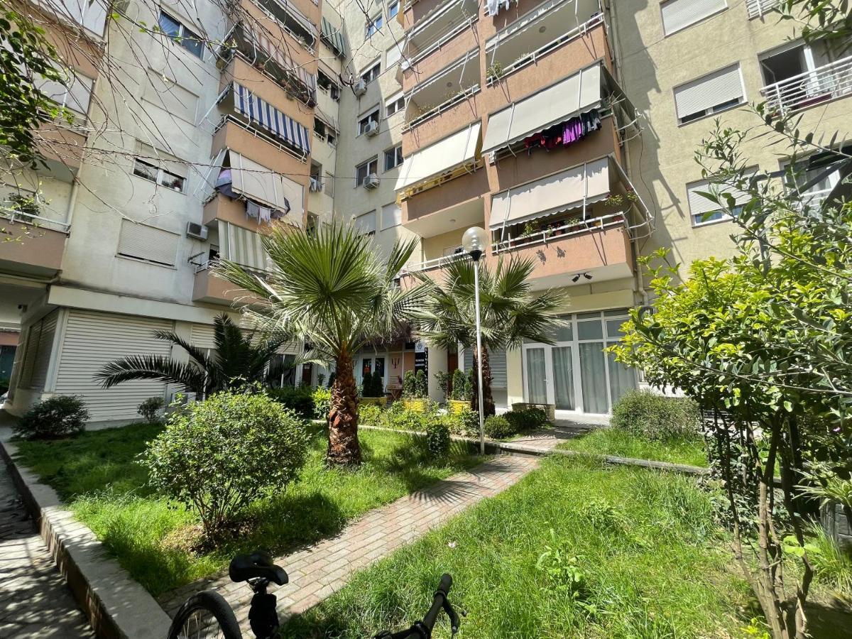 Tirana New Bazaar-Apartment 2 Экстерьер фото